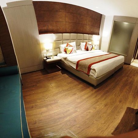 Lemonwood Suites By F9 Hotels - Trivoli Garden Chhatarpur Nuova Delhi Esterno foto