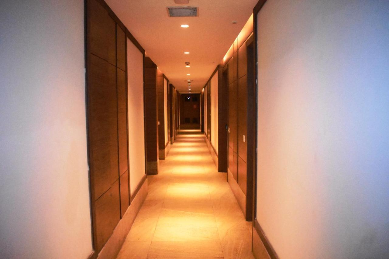 Lemonwood Suites By F9 Hotels - Trivoli Garden Chhatarpur Nuova Delhi Esterno foto
