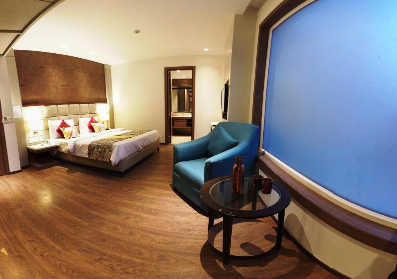 Lemonwood Suites By F9 Hotels - Trivoli Garden Chhatarpur Nuova Delhi Esterno foto