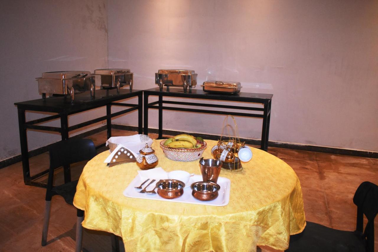 Lemonwood Suites By F9 Hotels - Trivoli Garden Chhatarpur Nuova Delhi Esterno foto
